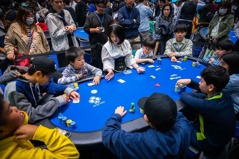 青少年POKER課程