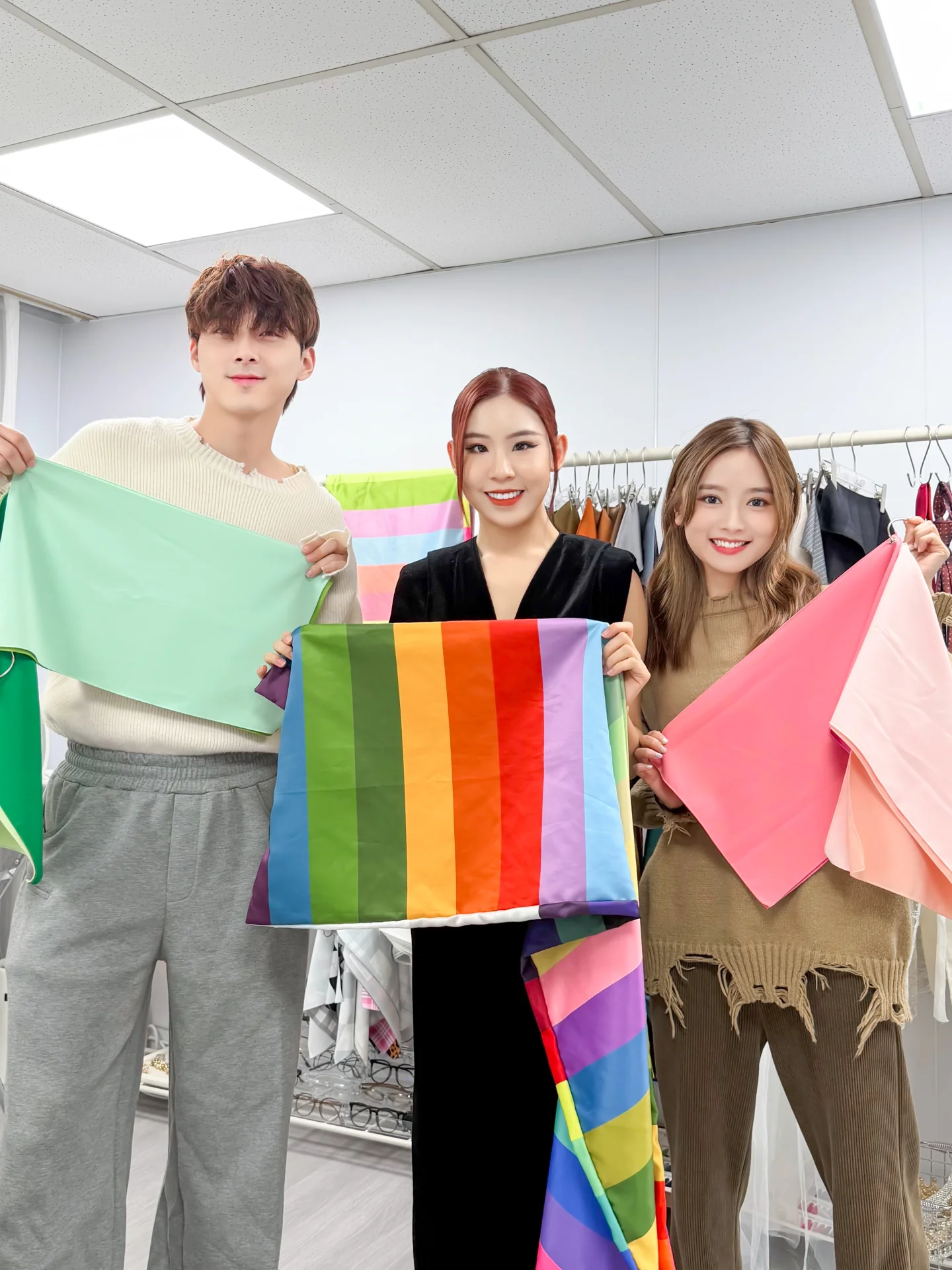 🌈 個人色彩分析 PERSONAL COLOR ANALYSIS